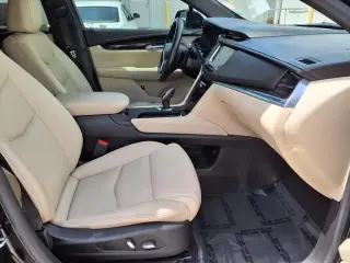 Cadillac XT5 2018 4dr SUV