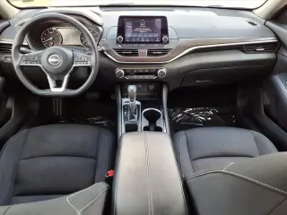 Nissan Altima 2024 2.5 SV 4dr Sedan