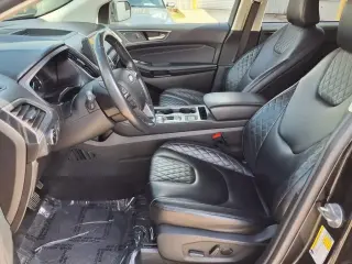 Ford Edge 2023 AWD Titanium 4dr Crossover