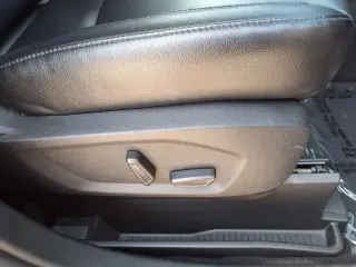 Ford Edge 2023 AWD Titanium 4dr Crossover
