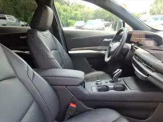 Cadillac XT4 2025 Premium Luxury 4dr Crossover