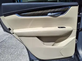 Cadillac XT5 2019 4dr SUV