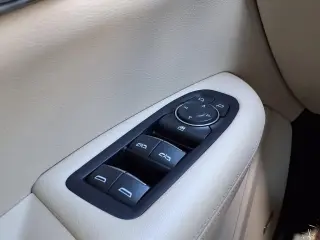 Cadillac XT5 2019 4dr SUV