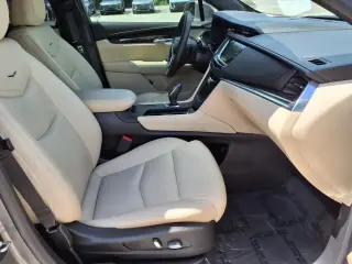 Cadillac XT5 2019 4dr SUV