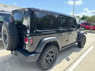 Jeep Wrangler Unlimited 2022 4x4 Willys 4dr SUV