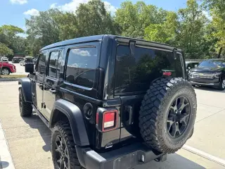 Jeep Wrangler Unlimited 2022 4x4 Willys 4dr SUV