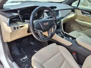 Cadillac XT5 2019 4dr SUV