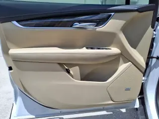 Cadillac XT5 2019 4dr SUV