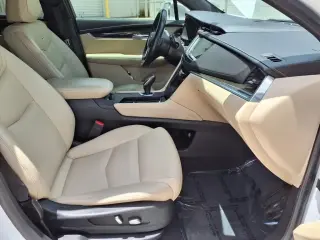 Cadillac XT5 2019 4dr SUV