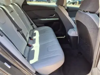 Hyundai ELANTRA Hybrid 2025 Limited 4dr Sedan
