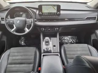 Mitsubishi Outlander 2024 AWD SE 4dr SUV