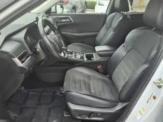 Mitsubishi Outlander 2024 AWD SE 4dr SUV