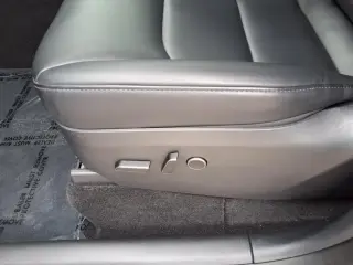 Tesla Model Y 2023 AWD Long Range 4dr Crossover