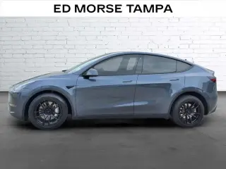 Tesla Model Y 2023 AWD Long Range 4dr Crossover