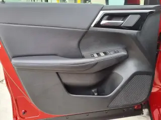 Mitsubishi Outlander PHEV 2025 AWD SE 4dr SUV