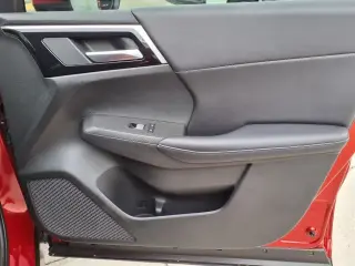 Mitsubishi Outlander PHEV 2025 AWD SE 4dr SUV