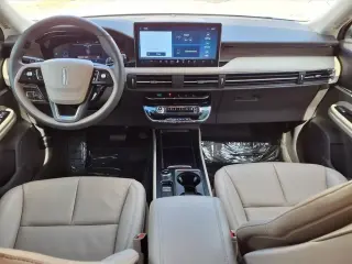 Lincoln Corsair 2023 Reserve 4dr SUV