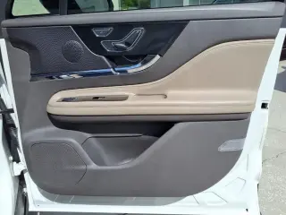 Lincoln Corsair 2023 Reserve 4dr SUV