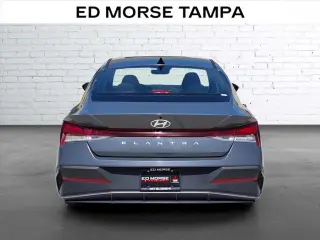 Hyundai ELANTRA 2024 SEL 4dr Sedan