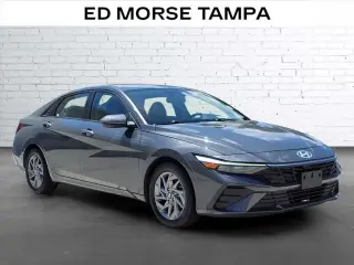 Hyundai ELANTRA 2024 SEL 4dr Sedan