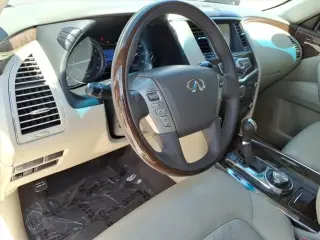 INFINITI QX80 2017 AWD 4dr SUV