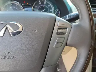 INFINITI QX80 2017 AWD 4dr SUV