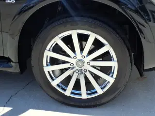 INFINITI QX80 2017 AWD 4dr SUV