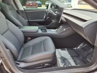 Tesla Model 3 2024 AWD Long Range 4dr Sedan