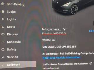 Tesla Model Y 2023 AWD Performance 4dr Crossover