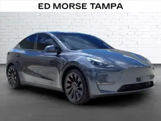 Tesla Model Y 2023 AWD Performance 4dr Crossover