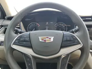 Cadillac XT5 2022 Premium Luxury 4dr SUV
