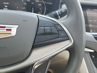 Cadillac XT5 2022 Premium Luxury 4dr SUV