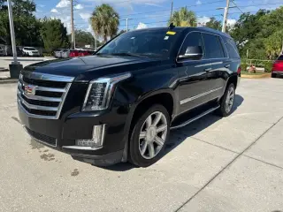 Cadillac Escalade 2019 Luxury 4dr SUV