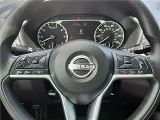 Nissan Altima 2025 2.5 SV 4dr Sedan
