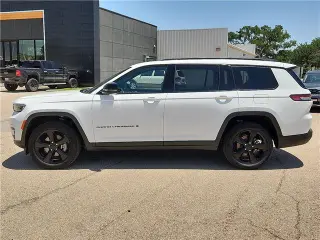 Jeep Grand Cherokee L 2023 4x4 Altitude 4dr SUV