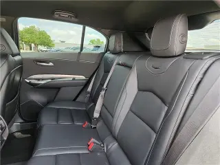Cadillac XT4 2024 Premium Luxury 4dr Crossover