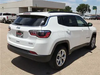 Jeep Compass 2026 4x4 Latitude 4dr SUV