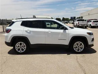Jeep Compass 2026 4x4 Latitude 4dr SUV