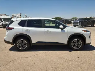 Nissan Rogue 2025 SV 4dr Crossover