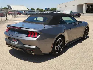 Ford Mustang 2025 EcoBoost 2dr Convertible