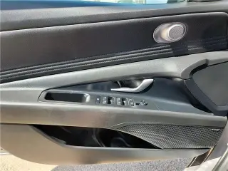 Hyundai ELANTRA 2025 Limited 4dr Sedan