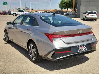 Hyundai ELANTRA 2025 Limited 4dr Sedan