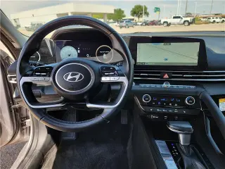 Hyundai ELANTRA 2025 Limited 4dr Sedan