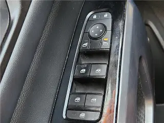 Nissan Pathfinder 2023 SL 4dr SUV