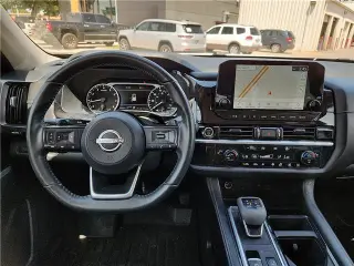 Nissan Pathfinder 2023 SL 4dr SUV