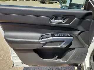 Nissan Pathfinder 2023 SL 4dr SUV