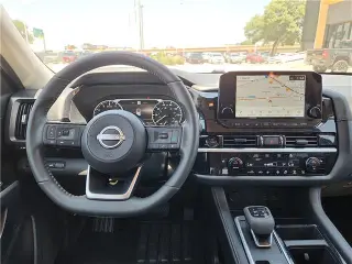 Nissan Pathfinder 2025 SL 4dr SUV