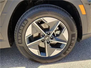 Hyundai TUCSON 2025 SEL 4dr SUV