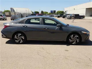 Hyundai ELANTRA 2024 Limited 4dr Sedan