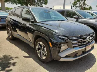 Hyundai TUCSON 2025 SEL 4dr SUV